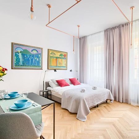 P&O Serviced Apartments Old Town Square Studio Warschau Exterior foto