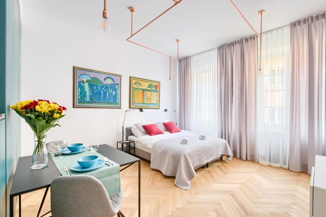 P&O Serviced Apartments Old Town Square Studio Warschau Exterior foto
